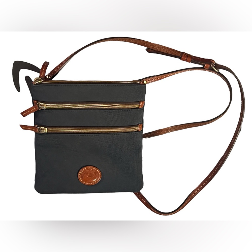 Dooney Bourke Navy Blue Nylon Canvas Brown Leather
Crossbody 3 Zip Shoulder Bag